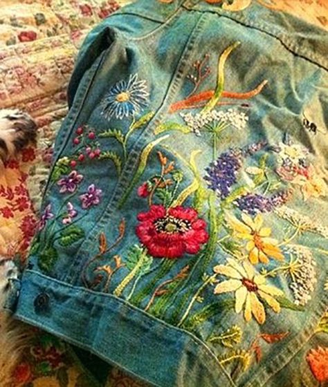 50 Diverse Ideas of Denim Jackets Decor - Livemaster - original item, handmade Denim Jacket Embroidery, Embroidery Jeans Jacket, Diy Jeans, Embroidered Jean Jacket, Embellished Denim Jacket, Denim Embroidery, Embroidery Diy, Embroidered Denim Jacket, Denim Ideas