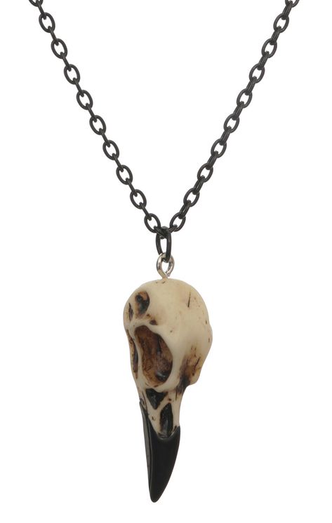 Remis en stock / Back in stock: Raven skull resin necklace black chain pagan occult goth Prix: 11.90 #new #nouveau #japanattitude #necklaces #colliers #necklace #jewelery #skull #beige #offwhite #beak #chain #raven #black #gothic #rock #occult #witchy #off-white Raven Skull Necklace, Pagan Necklace, Skull Keychain, Raven Skull, Steampunk Gears, Witchy Fashion, Home Clothing, Bird Skull, Gothic Rock