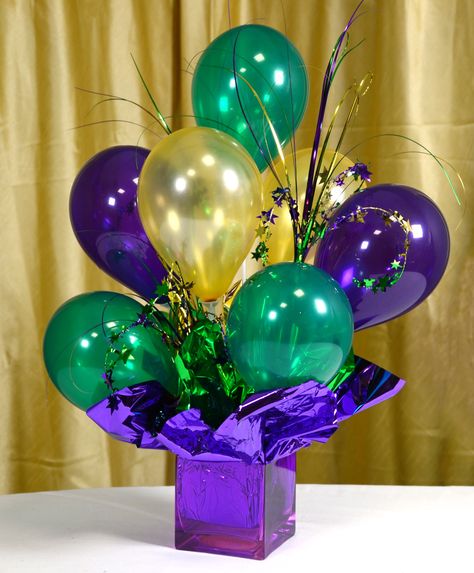 Party Ideas by Mardi Gras Outlet: DIY Mardi Gras Feather Tree Centerpiece Masquerade Ideas, Mask Invitations, Decor Beads, Mardi Gras Centerpieces, Mystery Dinner, Quilled Creations, Diy Balloon Decorations, Mardi Gras Decorations, Mardi Gras Party