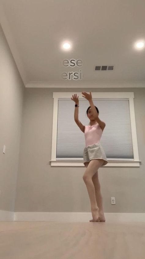 only 5 exercises hehe have fun!!!! :33 First Arabesque Ballet, How To Get A Higher Arabesque, How To Get Better Arches Ballet, Ballet Arch Exercises, Ballet Workout Beginner, Ballet Exercises Flexibility, How To Become A Ballerina, Ballet Stretches For Beginners, Ballet Must Haves