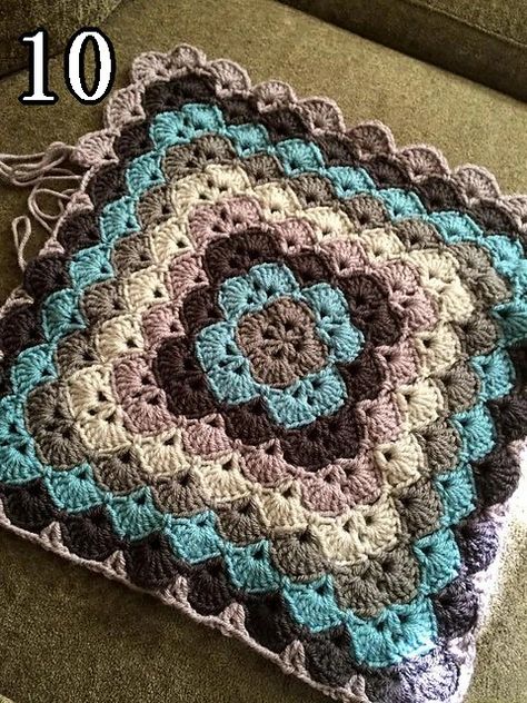 Christmas Afghan, Crochet Terminology, Beautiful Shells, Blanket Afghan, Projek Menjahit, Stitch Blanket, Crochet Shell Stitch, Crochet Blanket Afghan, Crochet Blocks