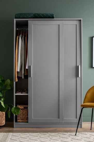 Grey Wardrobe Bedroom, Simple Wardrobe Design, Wardrobe Design Bedroom Sliding, Sliding Wardrobe Design, Sliding Door Wardrobe Designs, Grey Wardrobe, Bedroom Ideas For Small Rooms Cozy, Double Wardrobe, Sliding Wardrobe Doors