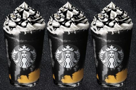 How to Order Starbucks' Gothic Frappuccino in the US - Let's Eat Cake Halloween Coffee Drinks, Halloween Frappuccino, Halloween Starbucks Drinks, Halloween Chocolate Cake, Starbucks Halloween Drinks, Frappuccino Flavors, Cafe Drinks, Starbucks Locations, Caramel Frappuccino