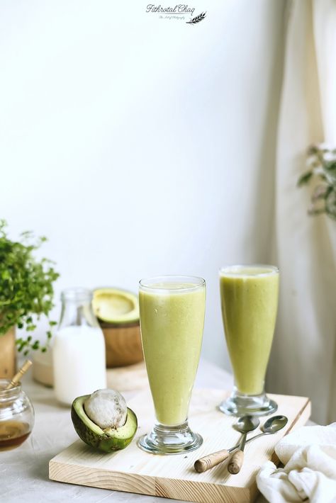 #juice #avocado # healthydrink avocado juice ice Fresh Juice Pictures, Juice Pictures, Avocado Juice, Juice Ice, Drink Photography, Healthy Juices, Fresh Juice, Menu Design, Product Photography