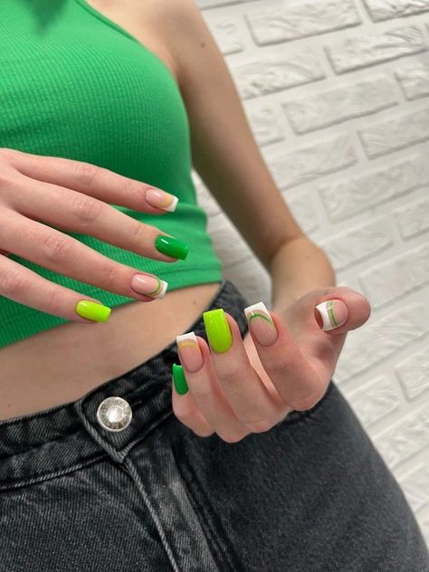 Ferxxo Nails Ideas, Square Nail Designs Green, Ferxxo Nails, Multicolored Nails, Hippie Nails, Nail Repair, Shellac Nails, Nails 2023, Elegant Nails