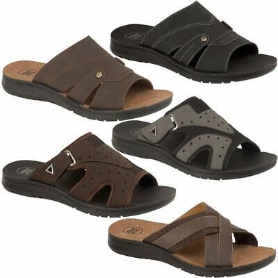 Mens Sandals Fashion, Leather Slippers For Men, Shoe Makeover, Mens Shoes Sandals, Men Sandals, Grey Style, Summer Flip Flops, Brown Style, Beach Flip Flops