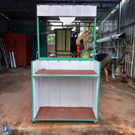 Collapsible Food Cart, Food Stand Design, Stall Decorations, Gerobak Dorong, Food Stall Design, Small Restaurant Design, Mobile Coffee Shop, Small Cafe Design, Chicken Shop