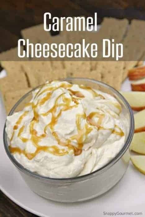 Caramel Cheesecake Dip, an easy dessert dip recipe that tastes like salted caramel cheesecake! Also a great fall snack for kids for dipping fruit and graham crackers! Recipe @SnappyGourmet.com #SnappyGourmet #Dip #Caramel #Cheesecake #Dessert #Snack #kids Cream Cheese Cracker Dip, Easy Caramel Cheesecake, Caramel Cheesecake Dip, Homemade Alfredo Sauce Recipe, Caramel Cheesecake Recipes, Cheesecake Dip Recipe, Easy Dessert Dips, Chocolate Dump Cake, Healthy Cream Cheese