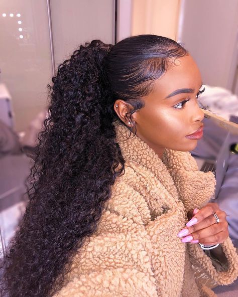 #hairinspiration 😍 OMG! Those edges and curls on @halssaa , ponytail goal🙋🏾‍♀️ . . 💋Follow @stemahair for more about hair 🥳New Year Sale up… Curly Ponytail Hairstyles, Packing Gel, Bridesmaid Ponytail, Black Bridesmaids Hairstyles, Curly Drawstring Ponytail, Curly Hair Ponytail, Weave Ponytail Hairstyles, Black Ponytail Hairstyles, Curly Ponytail