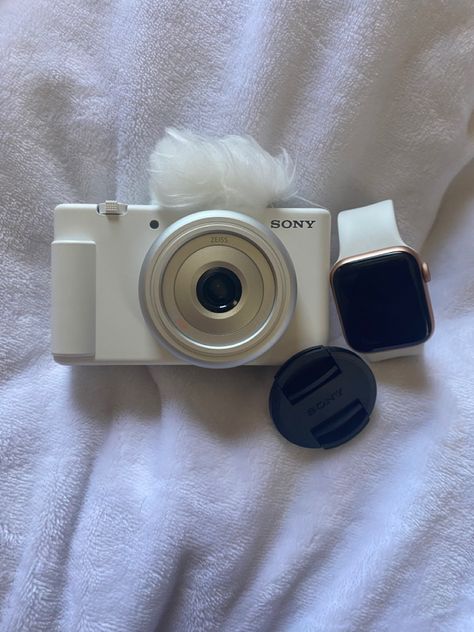 Sony White Camera, White Sony Camera, Sony Zv1f Camera Pictures, Sony Zv1 Camera Aesthetic, Sony Zv1 White, Sony Zv 1f Aesthetic, Sony Zv1f Aesthetic, Sony Zv 1f, Sony Vlog Camera Zv-1