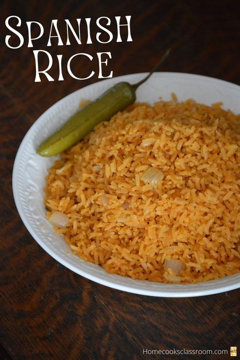 Spanish Rice Tomato Paste, Spanish Rice With Tomato Paste, Rice With Tomato Paste, Chicken Broth Rice, Easy Spanish Rice, Homemade Spanish Rice, Spanish Rice Recipe Easy, Tomato Paste Recipe, Spanish Rice Easy