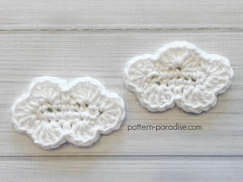 Libre del patrón de ganchillo: Nube apliques Cloud Applique, Crochet Applique Patterns Free, Crochet Embellishments, Pola Amigurumi, Rainbow Crochet, Haken Baby, Crochet Bookmarks, 자수 디자인, Applique Pattern