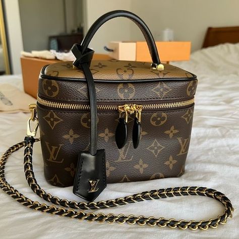 Louis Vuitton Vanity PM Monogram Bag ( Only Used 2 Times) ; Opens a new tab Check out this listing I just found on Poshmark: Louis Vuitton Vanity PM Monogram Bag ( Only Used 2 Times). #shopmycloset #poshmark #shopping #style #pinitforlater #Louis Vuitton #Handbags Louis Vuitton Vanity Pm, Lv Vanity Pm Outfit, Louis Vuitton Vanity Bag, Lv Vanity Bag, Louis Vuitton Vanity, Louis Vuitton Bumbag, Louis Vuitton Outfit, Louis Vuitton Metis, Louis Vuitton Eva