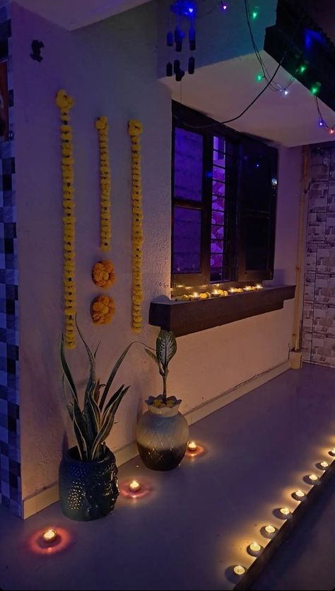 Diwali Decorations At Home Aesthetic, Diwali Aesthetic House, Diwali Decor Aesthetic, Diwali Photos Ideas At Home, Aesthetic Diwali Decor, Diwali Aesthetic Decor, Home Decoration For Diwali, Diwali Room Decor Ideas, Festival Decorations Indian