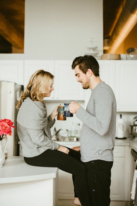 Coffee, Sweatpants, and Kisses Make This In-Home Engagement Shoot Perfect Lifestyle Photography Couples, Home Photo Shoots, Pre Wedding Poses, Shotting Photo, Can't Stop Won't Stop, Photographs Ideas, Wedding Dress Pictures, Winter Engagement, Couple Photography Poses