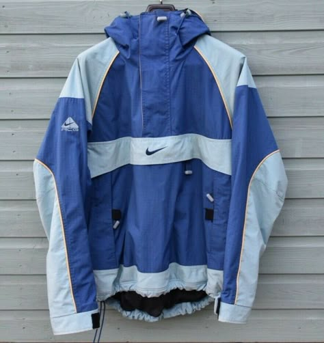 Windbreaker Outfit Men 90s, Chao Garden, Backpack Clothes, Football Fashion, 2000s Outfits, Mens Black Jacket, Mens Jackets Casual, Guys Clothing Styles, 90s Fashion Outfits