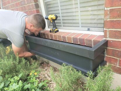 Window Sill Planter Box Diy, Window Box On Brick House, Under Window Planter Boxes, Window Boxes On Brick House, Hanging Window Boxes, Window Box Planters, Wooden Window Boxes, Wood Window Boxes, Box Planters