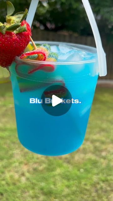 DaDrunkMonkey llc.  📌 on Instagram: "Blue Buckets. 🪣🩵" Bucket Drinks Alcohol Party Ideas, Buzz Balls Drink, Bucket Drinks, Party Drinks Alcohol, Alcohol Party, Mini Bucket, Drinks Alcohol, Alcohol Drink Recipes, Adult Drinks