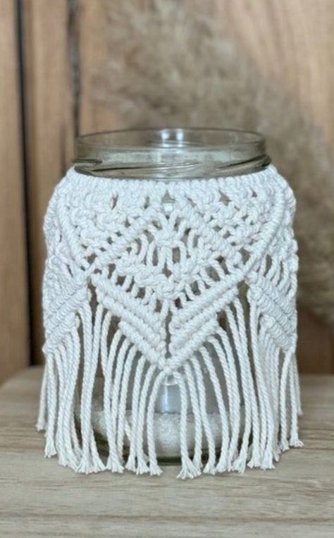 Macrame Candle Holder Tutorial, Mason Jar Macrame, Macrame Jars, Jar Macrame, Pot Macrame, Macrame Candle, Macrame Candle Holder, Free Macrame Patterns, Macrame Patterns