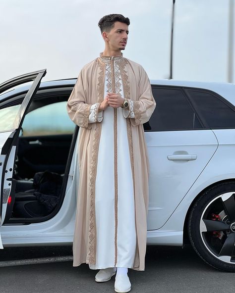 Arab Dresses, Nikkah Outfit, Arabian Wedding, Arabic Wedding Dresses, Arab Men Fashion, Algerian Clothing, Egyptian Fashion, Estilo Hijab, Eid Outfits