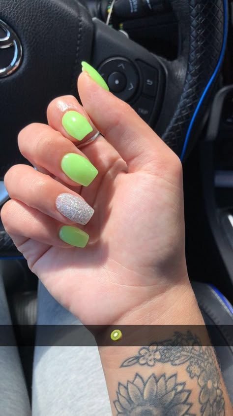 Key Lime Dip, Lime Dip, Lime Nails, Lime Green Nails, Red Acrylic Nails, Dip Nails, Work Nails, Short Square Acrylic Nails, Cute Gel Nails