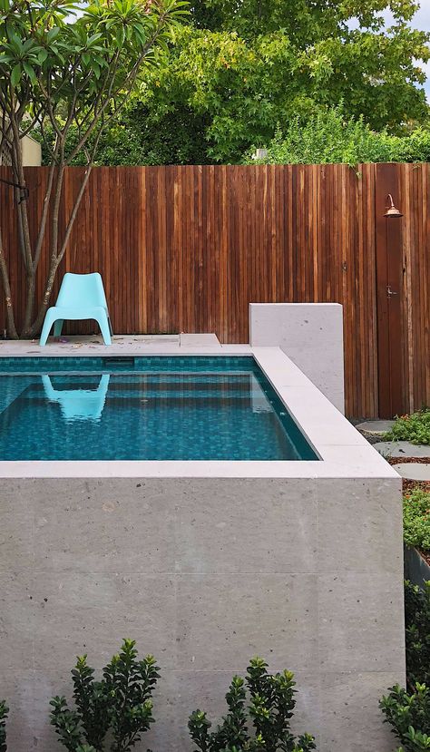 Tiled Pool, Raised Pools, Pools For Small Yards, Piscina Interior, Small Swimming Pools, Pool Landscape Design, Diy Swimming Pool, Mini Pool, Small Pool Design