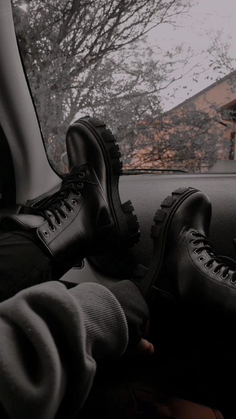 Black boots Black Boots Aesthetic, Mode Zara, Profile Pictures Instagram, Emotional Photography, Cute Couple Wallpaper, Gray Aesthetic, Hope Mikaelson, Black Aesthetic Wallpaper, Dark Photography