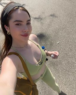 Top 21 hottest pics of celebrity models actress you can't believe exists! Mckayla Maroney, Ciara Bravo, Indiana Evans, Liz Gillies, Jenna Louise Coleman, Usa Gymnastics, Bonnie Wright, Celebrity Pics, Amanda Bynes