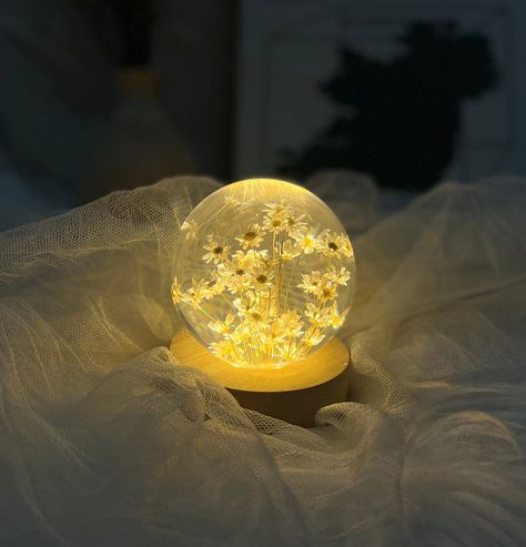 Charging Lamp, Resin Ball, Crystal Clear Epoxy Resin, Cute Night Lights, Star Night Light, Birthday Flower, Clear Epoxy Resin, Artwork Gifts, Cute Bedroom Decor