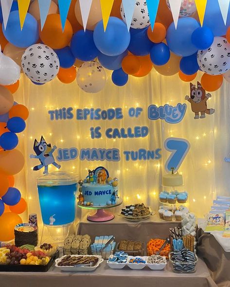 On This Episode Of Bluey Birthday, Bluey Birthday On A Budget, Bluey Dinner Ideas, Bluey 7th Birthday Party Ideas, Small Bluey Birthday Party, Bluey Birthday Backdrop Ideas, Bluey Party For Boys, 4th Birthday Bluey Theme, Bluey Summer Party