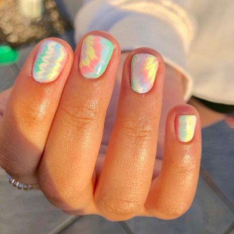 Bright Nail Art, Hippie Nails, Tie Dye Nails, Cute Summer Nails, Bright Nails, Rainbow Nails, Neon Nails, Nail Studio, Manicure Y Pedicure