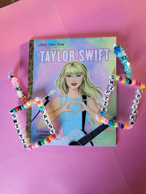 Taylor Swift Party Favors Kids, Taylor Swift Goodie Bags, Taylor Swift Party Favors, Swift Party, 5 Birthday, Taylor Swift Party, Taylor Swift Birthday, Chocolate Favors, Party Goodies