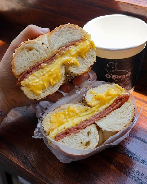 Bagel With Egg, Pork Roll Egg And Cheese, Egg And Cheese Bagel, Healthy Quiche, Best Breakfast Ideas, Cheese Bagels, Pork Roll, Sweet Breakfast Treats, Cheese Breakfast