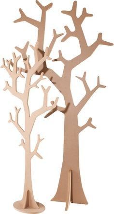 Cardboard Tree, Tree Props, Jewelry Shop Display, Art Bin, Passover Decorations, Cardboard Box Crafts, Window Display Design, Craft Booth Displays, Cnc Projects