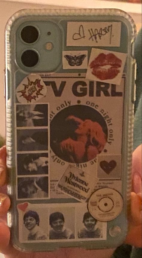 Homemade Phone Cases, Clear Phone Case Design, Diy Phone Case Design, Tv Girl, Iphone Case Stickers, Diy Iphone Case, Collage Phone Case, Pretty Phone Cases, Cases Diy