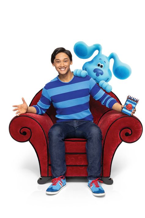 Blue’s Clues Steve And Joe Hand Over Next Generation To Josh In Blue’s Clues & You! | BSCkids Steve Burns, Donovan Patton, Thinking Chair, Clue Party, Blue Crayon, Blue's Clues And You, Blue's Clues, Blue’s Clues, Nick Jr