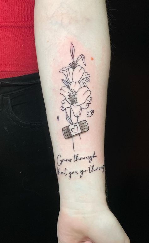 Minimalistic flower tattoo done by @kaur_daljeett, with a band aid, heart, and script that says: "Grow through what you go through" Band Aid Flower Tattoo, Flower Script Tattoo, Minimalistic Flower Tattoo, Script Tattoos, Minimalistic Tattoos, Mama Tried, Script Tattoo, Flower Band, Flowers Tattoo