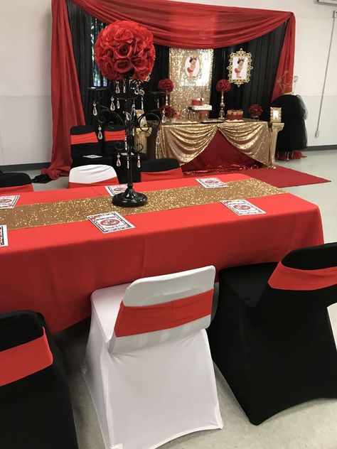 Sweet 16 Party Ideas Red Black And Gold, Red Black And Gold Gala Decor, Main Table Quinceanera Red And Black, Black Princess Baby Shower Theme, Royalty Baby Shower Theme, Royal Baby Shower Theme, Royalty Baby Shower, Deco Cinema, Red Baby Shower