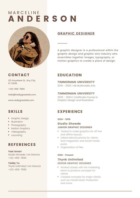 Modern Chic Aesthetic, Aesthetic Resume, Curriculum Vitae Design, Imperial Design, Beige Minimalist, Business Cards And Flyers, Photoshop Tutorial Design, Marketing Business Card, Cv Design