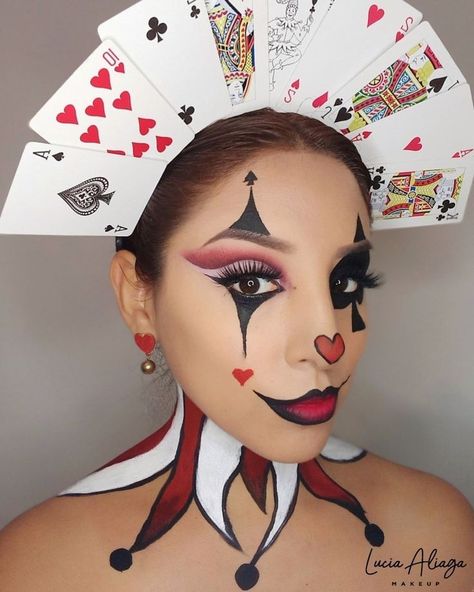 Disfraz Halloween Original, Halloween Costume 2023, Hot Halloween Costume, Diy Karneval, Queen Of Hearts Halloween, Queen Of Hearts Makeup, Halloweenský Makeup, Hot Halloween, Creepy Halloween Makeup