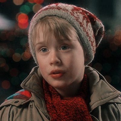 Home Alone Kid, Macauley Culkin, Kevin Home Alone, Home Alone 1, Lego Christmas Village, Home Alone 1990, Home Alone 2, Home Alone Movie, Kevin Mccallister