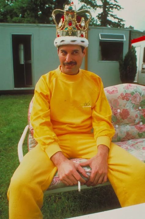 Fred Mercury, King Of Queens, Freddy Mercury, Queen Photos, Roger Taylor, Queen Freddie Mercury, John Deacon, Brian May, Queen Band