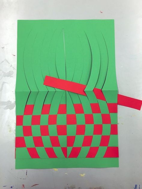 Optical Illusion Art For Kindergarten, Op Art Ideas, Paper Weaving Art, Richard Anuszkiewicz, Op Art Lessons, Middle School Art Projects, 4th Grade Art, Paper Weaving, Elementary Art Projects