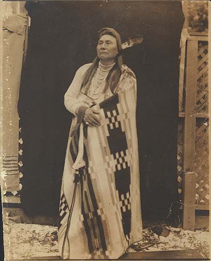 Chief Joseph, Native American Woman, American Indian History, Native American Chief, Native American Men, Native American Quotes, Native American Photos, Native American Peoples, Native American Heritage