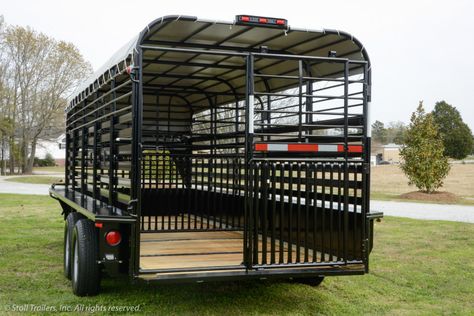 livestock-solid-sides-swing-slide-rear-gates Trailer Photoshoot Ideas, Cattle Trailer Photoshoot, Trailer Photoshoot, Diy Slide, Cattle Trailers, Diy Slides, Stock Trailer, Livestock Trailers, Horse Barn Plans