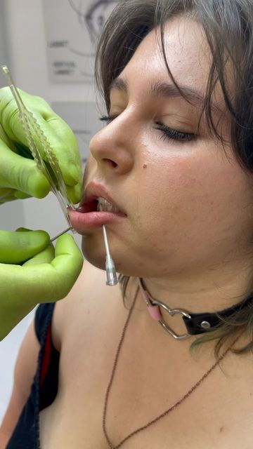 Snake Bites Lip Piercing, Snakebite Piercing, Snake Bites Piercing, Canine Bites, Canine Bites Piercing, Snake Bite Piercing, Snakebites, Piercings For Girls, Labret Piercing