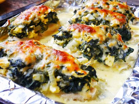 Spanakopita Recipe, Greek Spices, Raw Chicken Breast, Spinach Pie, Greek Seasoning, Greek Flavors, Raw Chicken, Recipe Chicken, Frozen Spinach