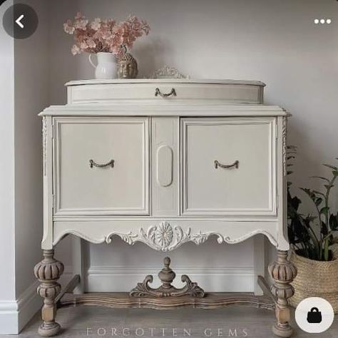 Ornate Cabinet, Furniture Fix, Diy Furniture Renovation, Furniture Rehab, Furniture Renovation, Furniture Finishes, Refurbished Furniture, Furniture Restoration, Paint Furniture