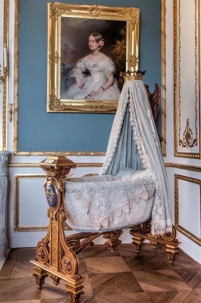 Royal Nursery, Chantilly France, Luxury Baby Room, Dreamy Nursery, Edwardian House, Nursery Room Design, Baby Cradle, Louis Philippe, Fantastic Furniture