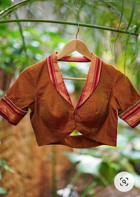 Collar Neck Blouse, Blouse Designs High Neck, Cotton Blouse Design, Blouse Designs Catalogue, Saree Blouse Neck Designs, Latest Model Blouse Designs, Fashionable Saree Blouse Designs, Cutwork Blouse Designs, New Blouse Designs